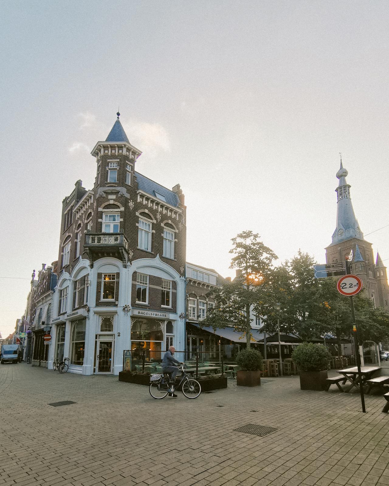 Alles wat je wilt weten over een bijbaan in Tilburg